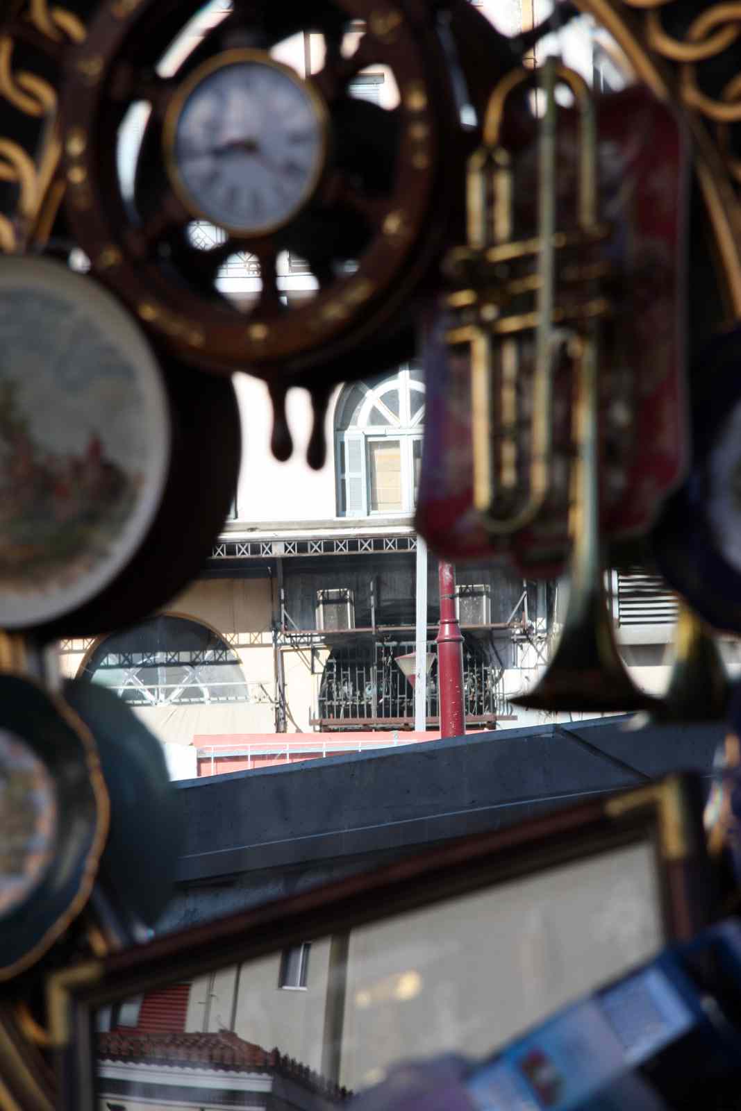 * Image 32
