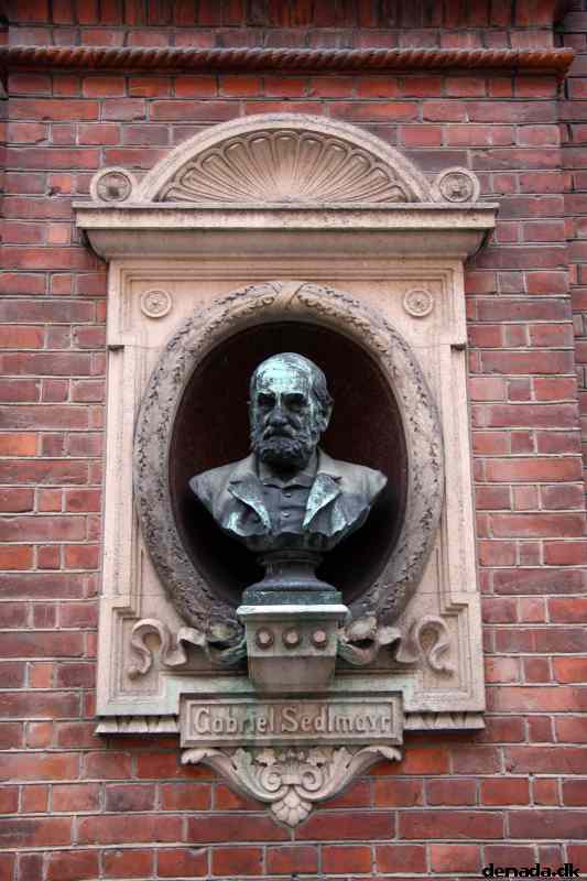 * Image 4