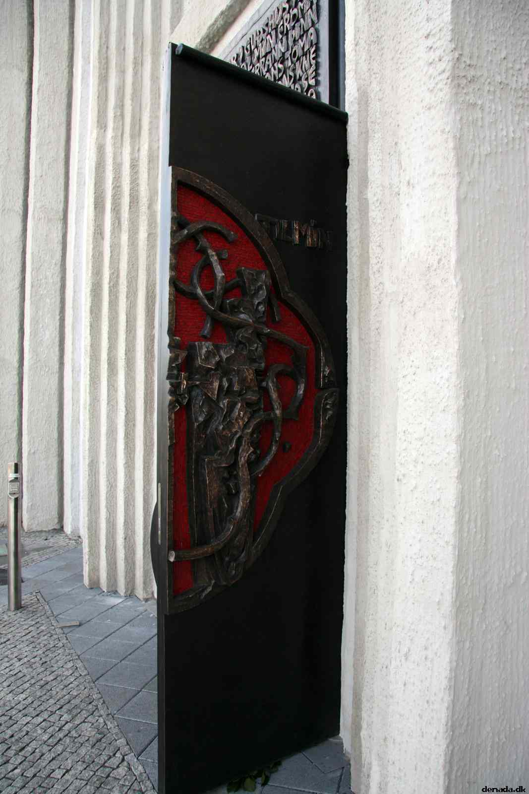 * Image 11