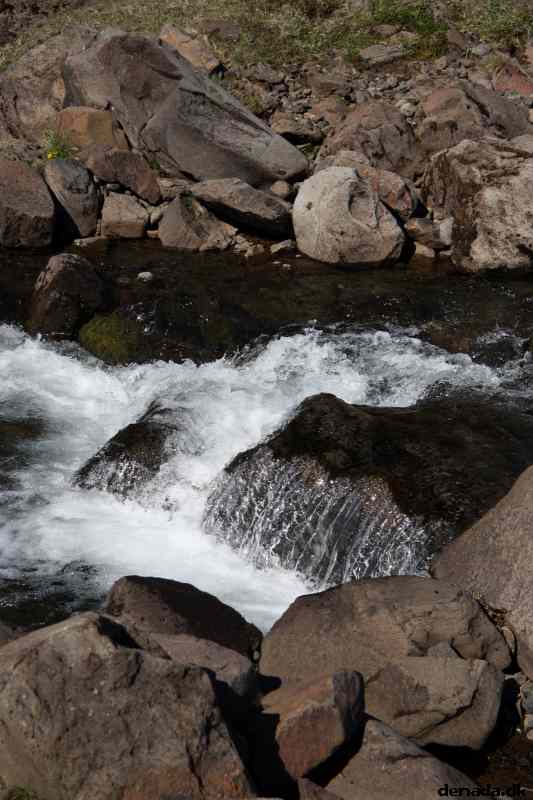 * Image 9