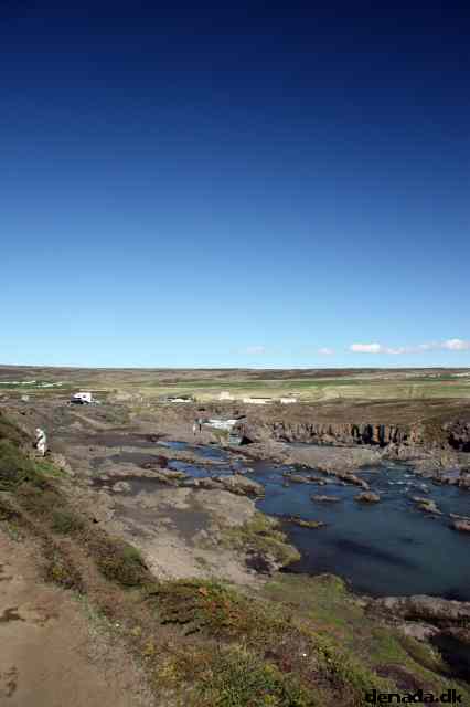 * Image 107