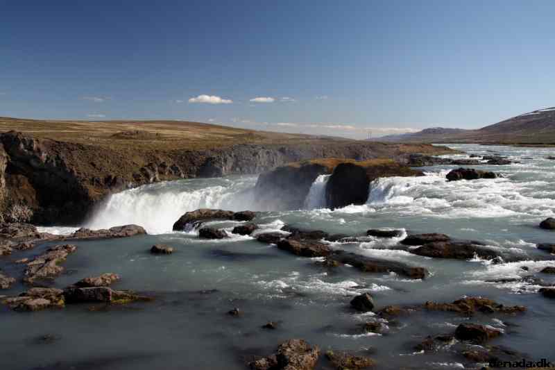 * Image 105