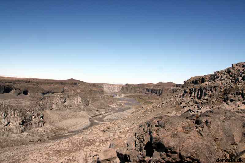 * Image 19