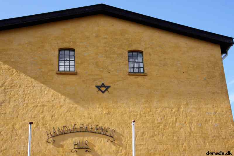 * Image 12