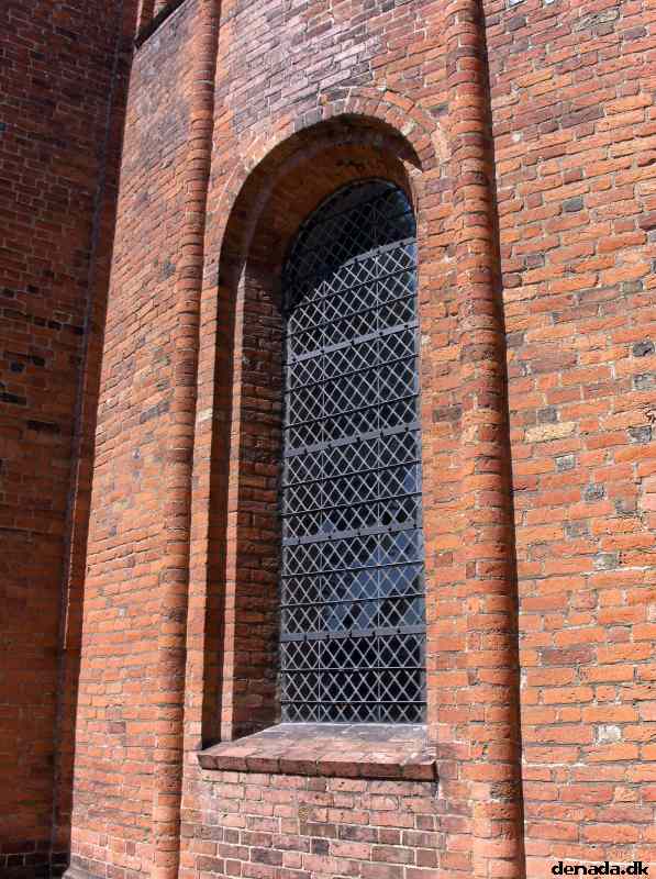 * Image 14