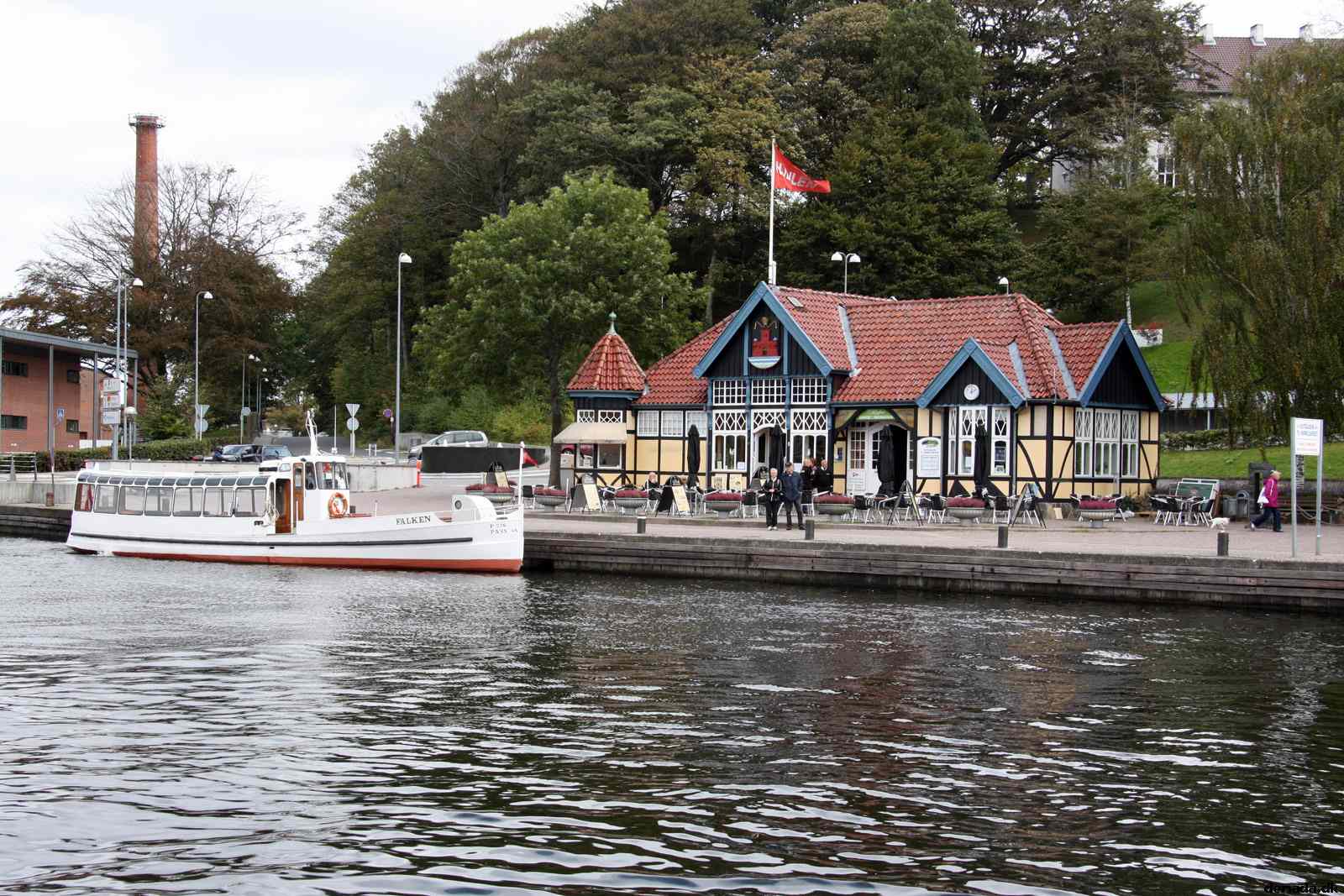 * Image 114