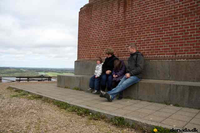 * Image 132