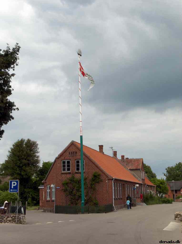 * Image 42