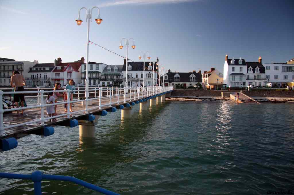 * Image 12