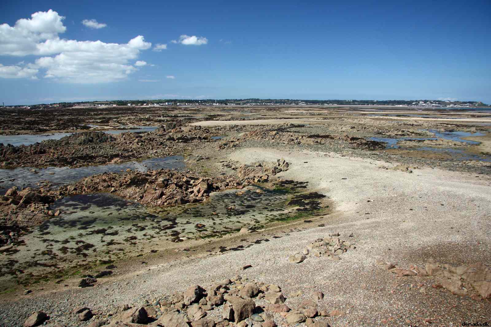 * Image 128