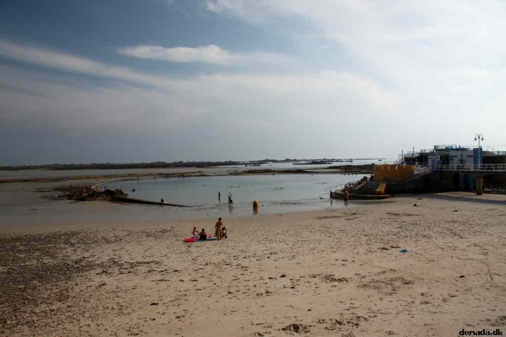 * Image 64