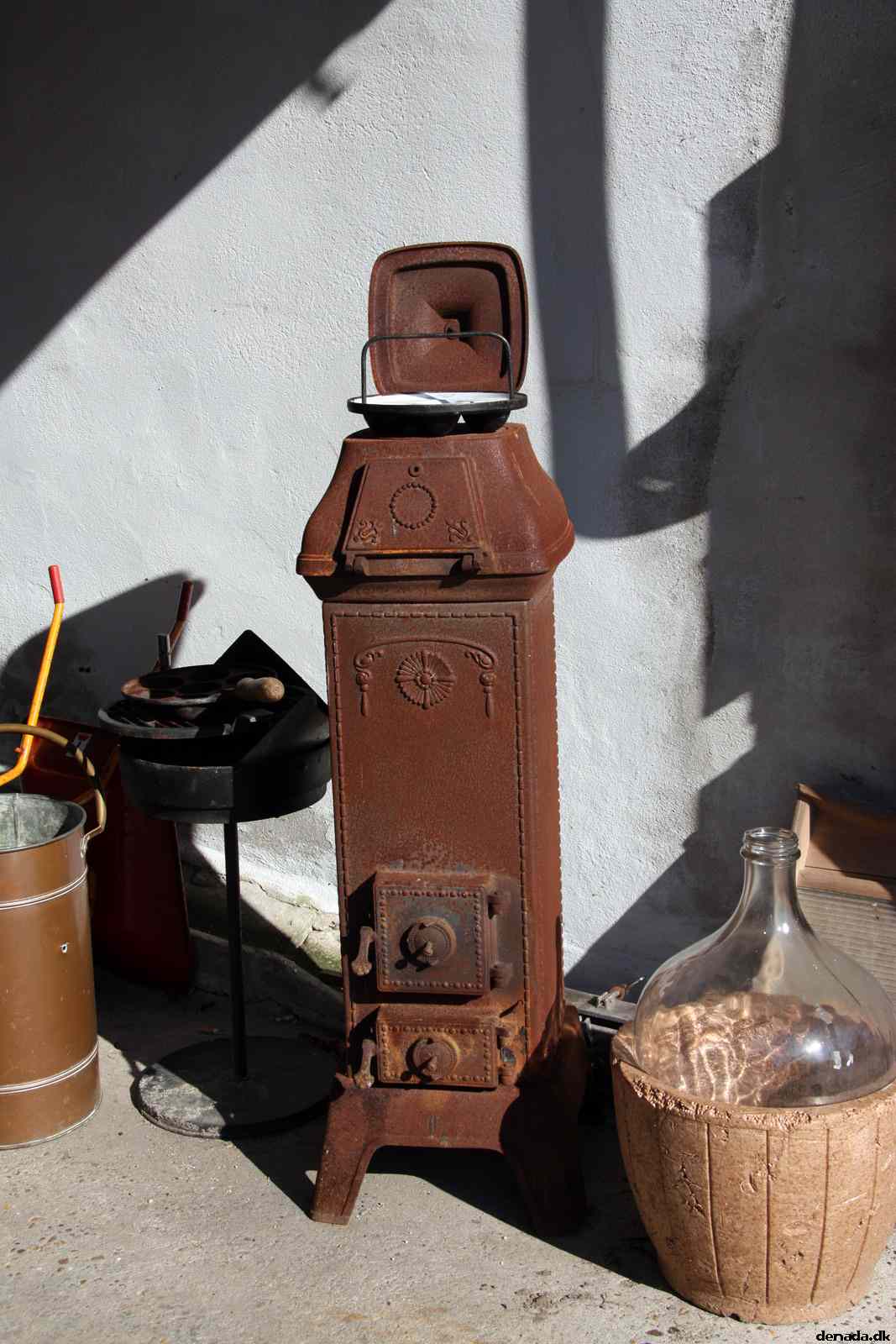 * Image 6
