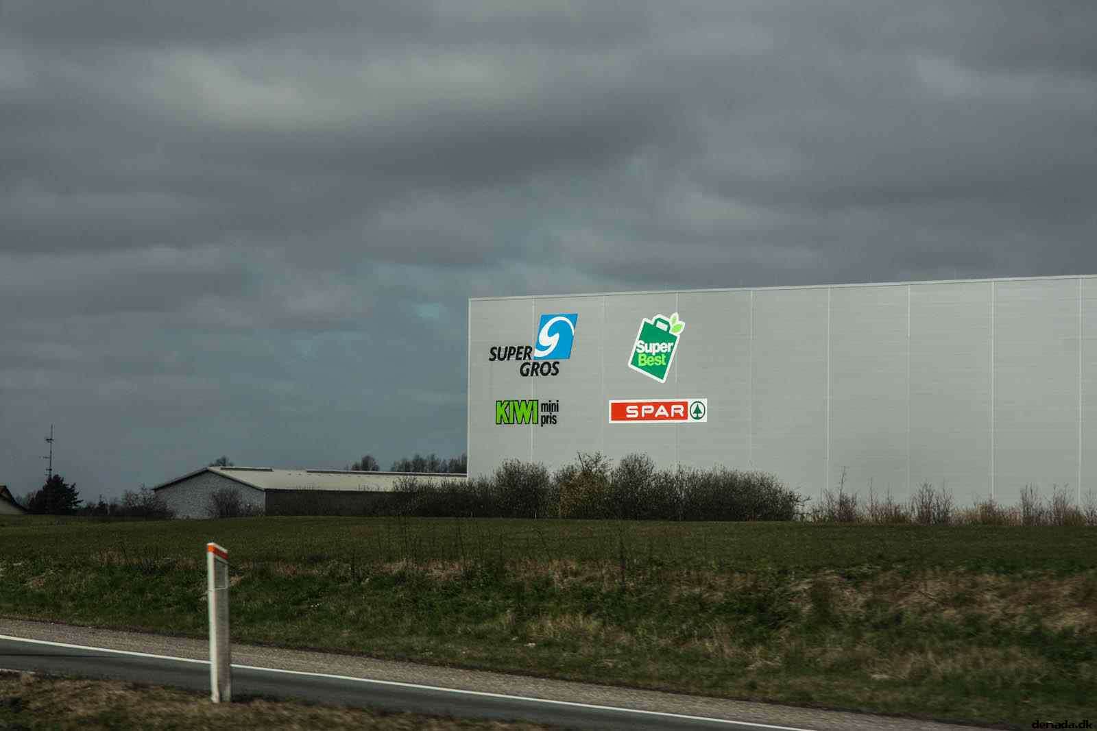 * Image 4