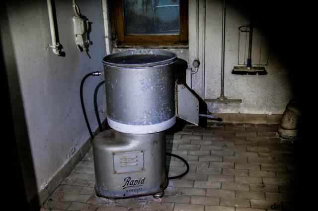 * Image 60