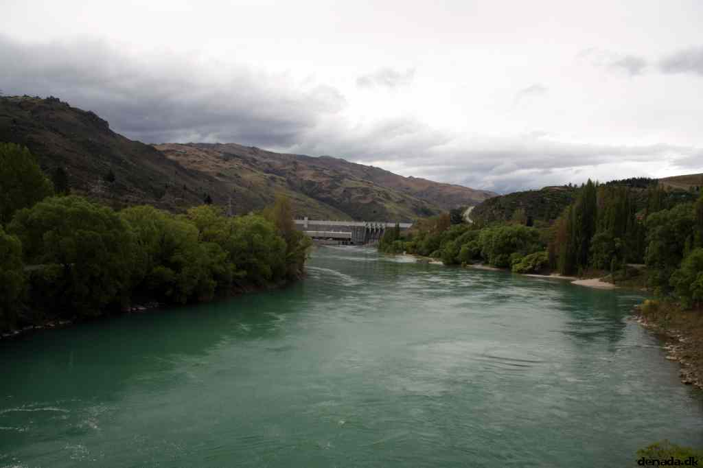 * Image 32