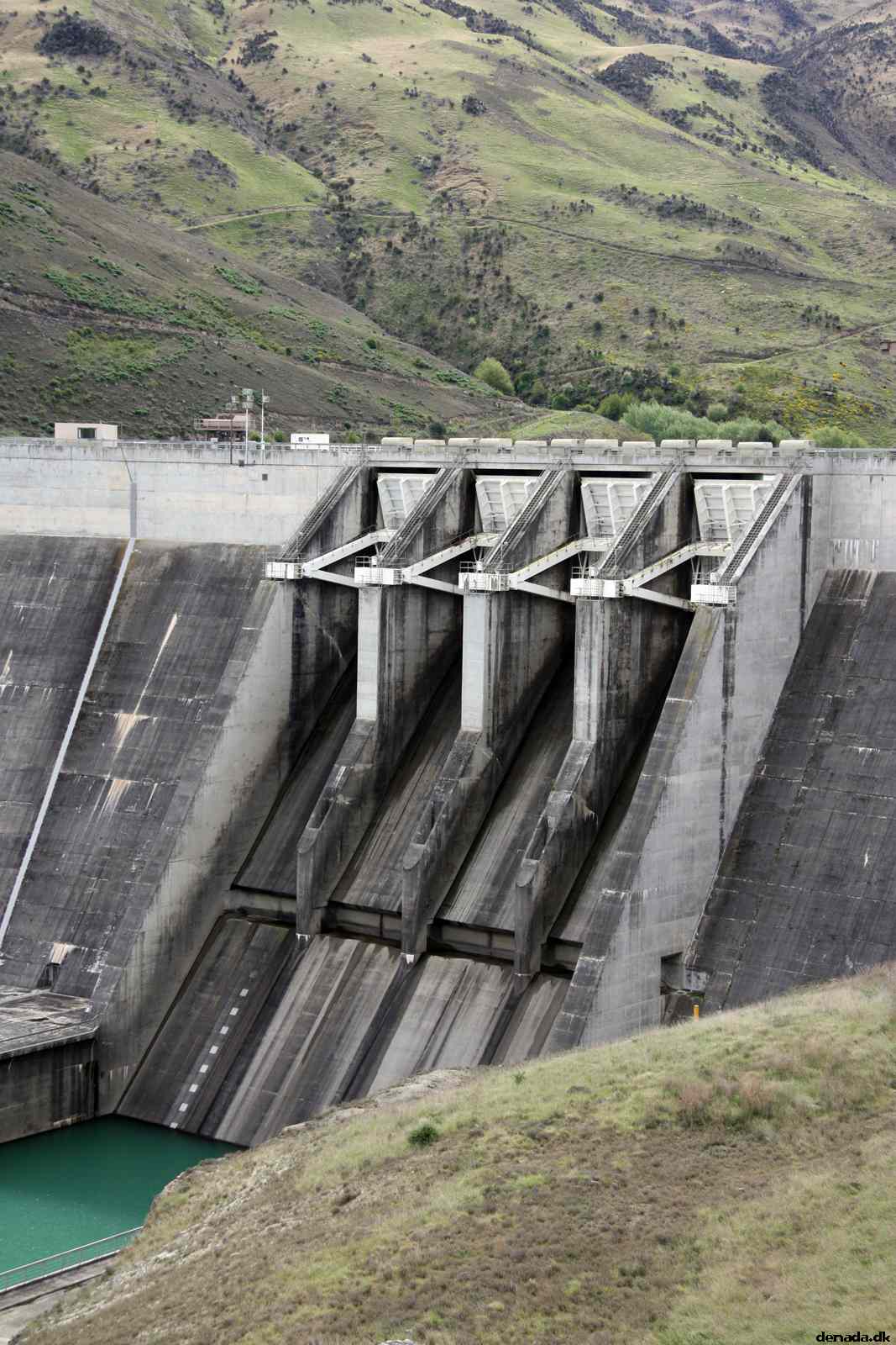 * Image 18