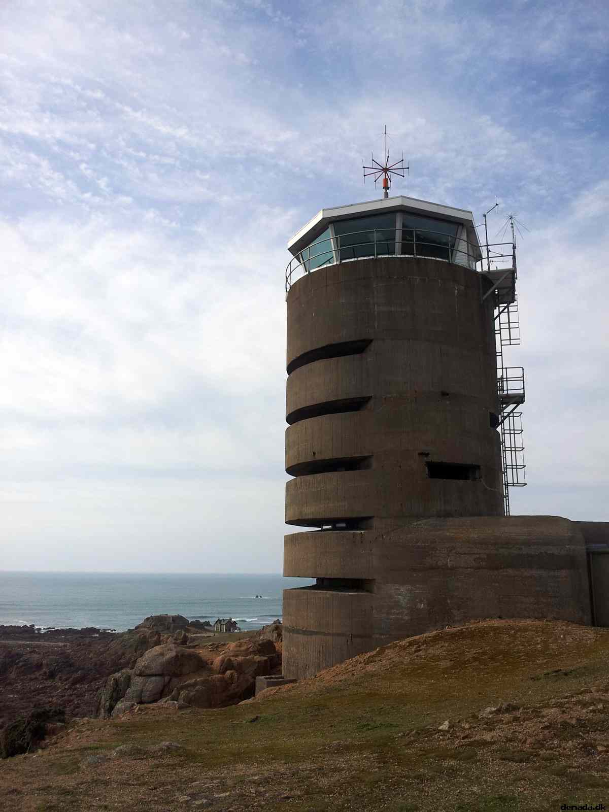 * Image 40