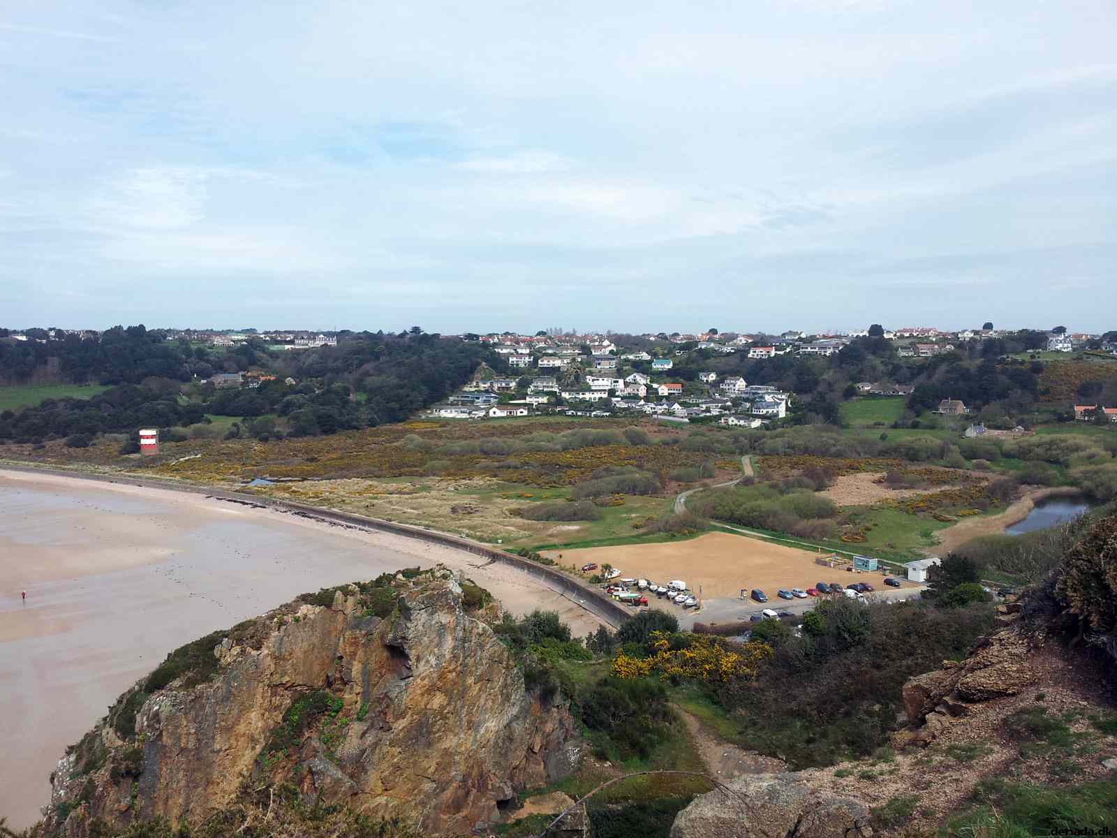 * Image 23