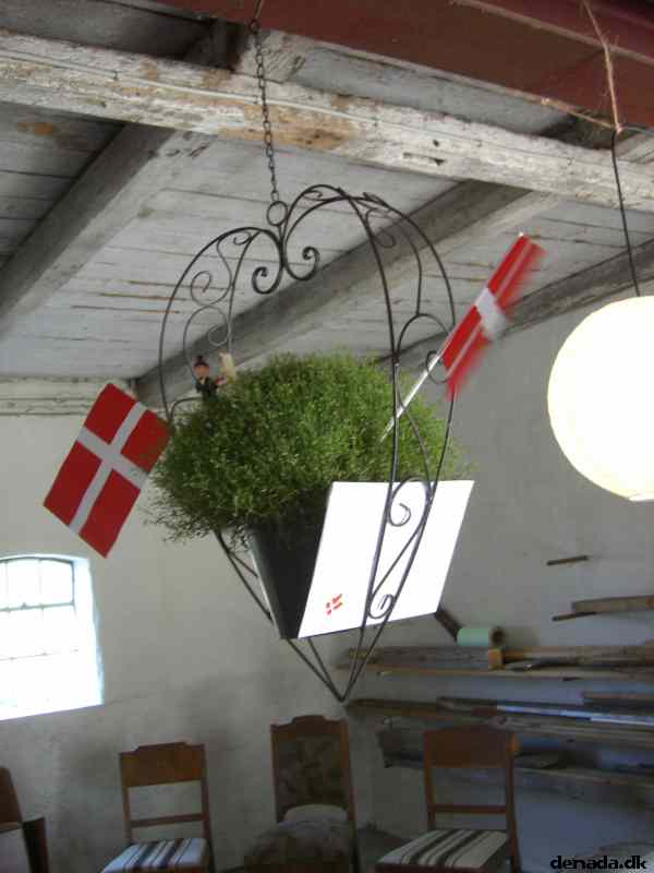 * Image 33