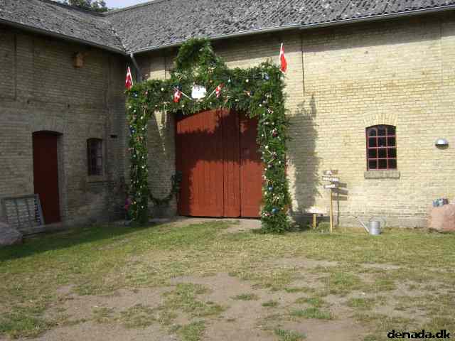 * Image 1