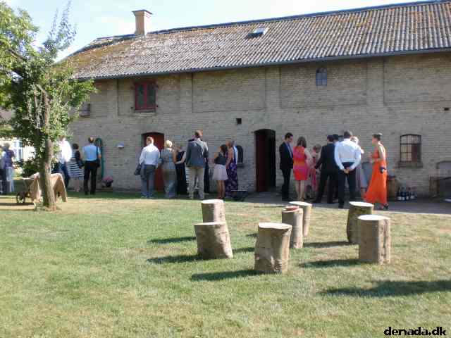 * Image 107