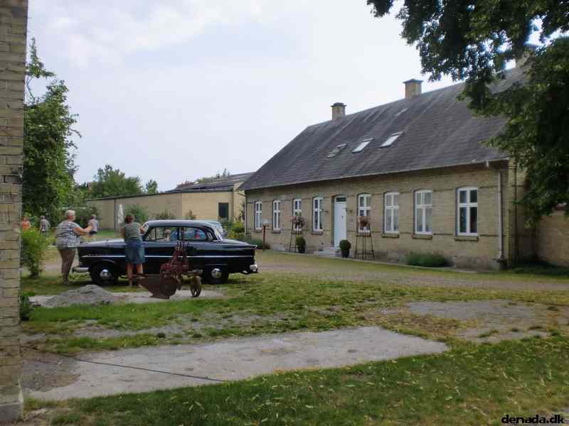* Image 27