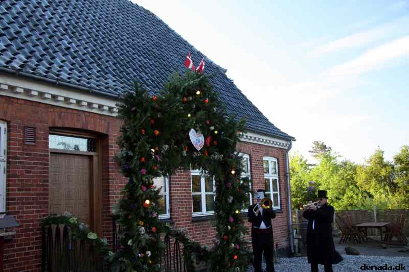 * Image 22