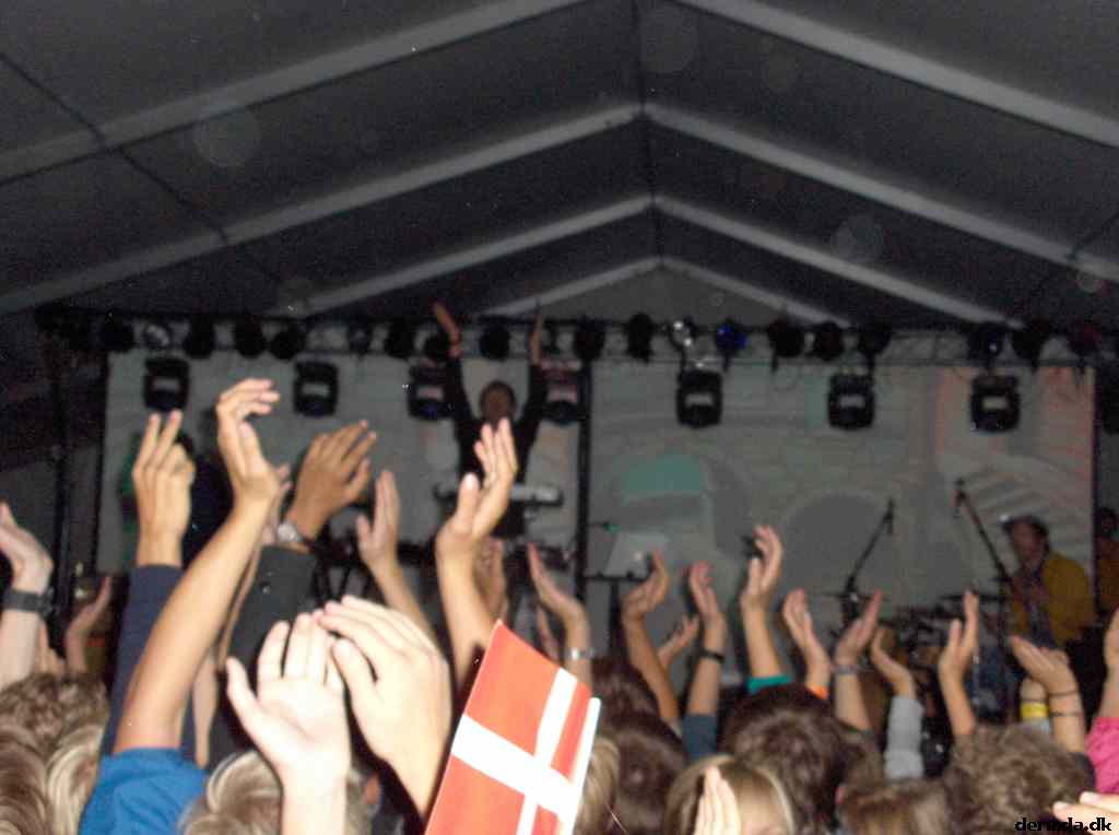 * Image 9