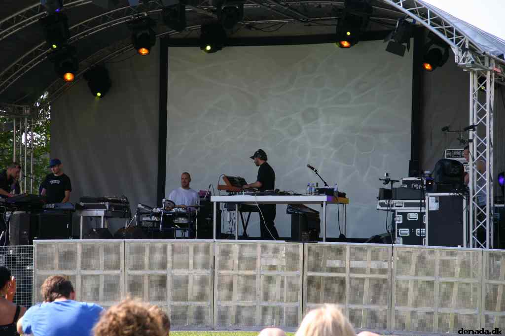 * Image 30