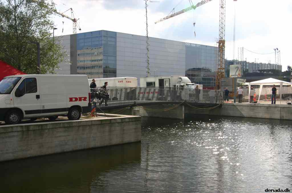 * Image 28