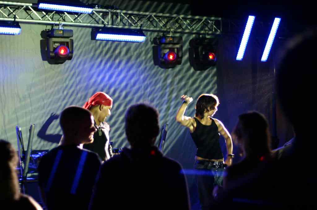 * Image 121