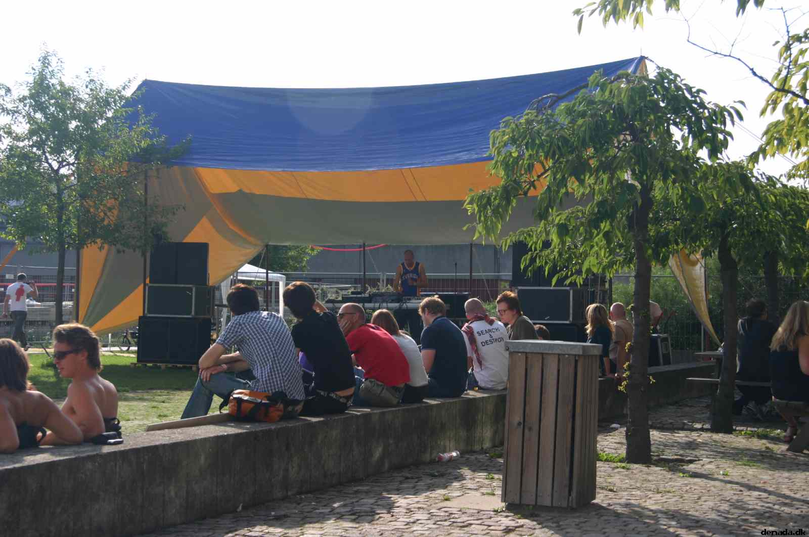 * Image 4