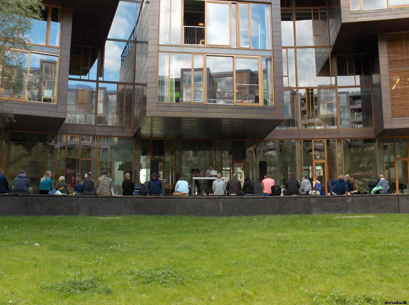 * Image 10