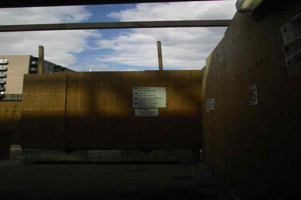 * Image 15