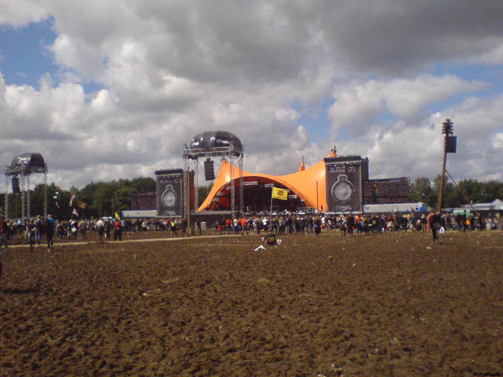 * Image 203