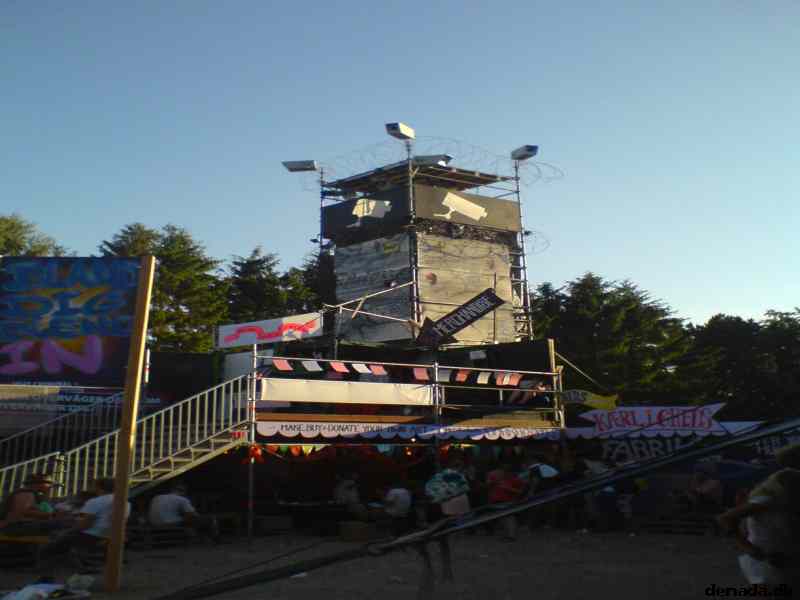 * Image 30
