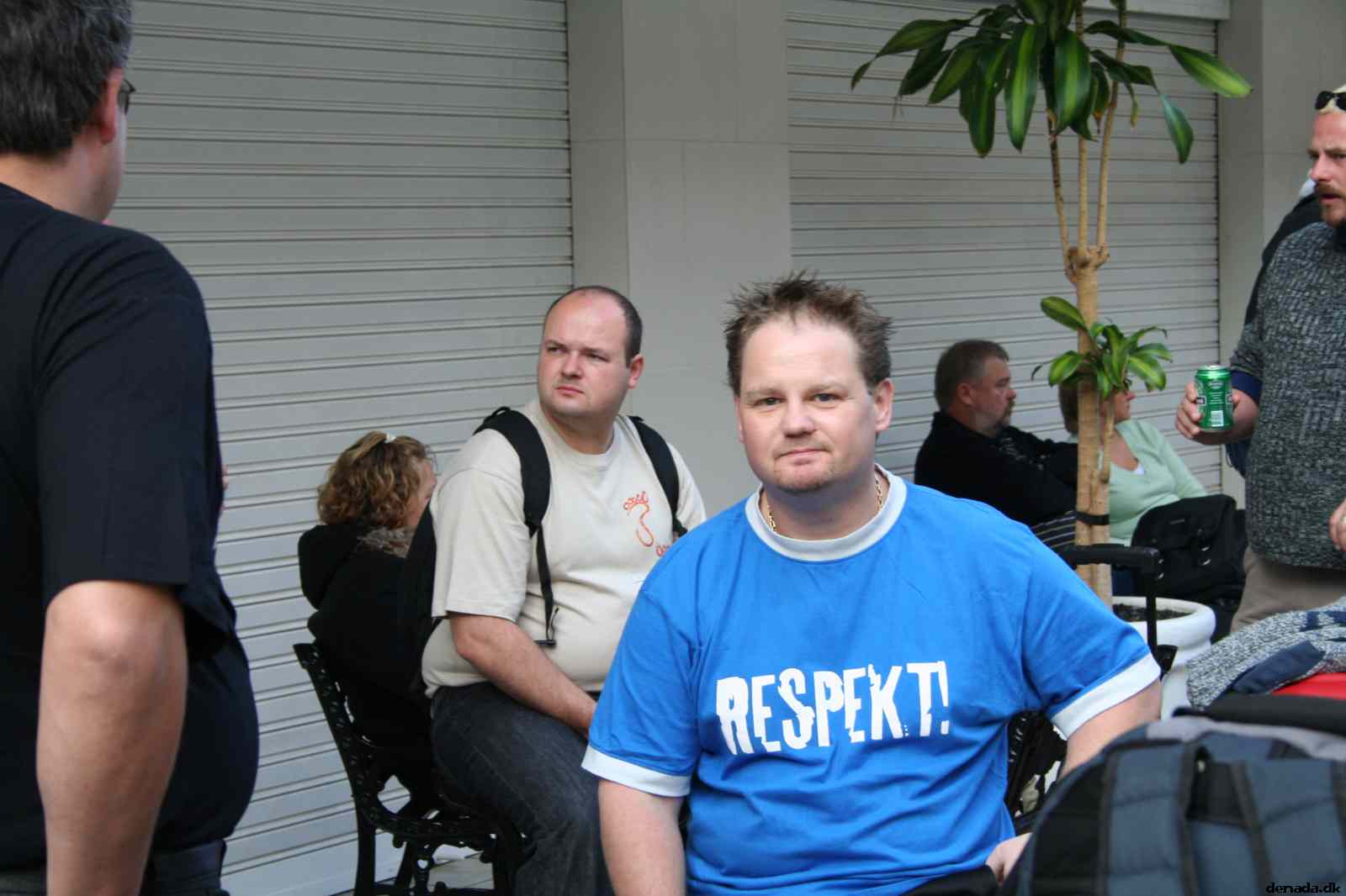 * Image 695