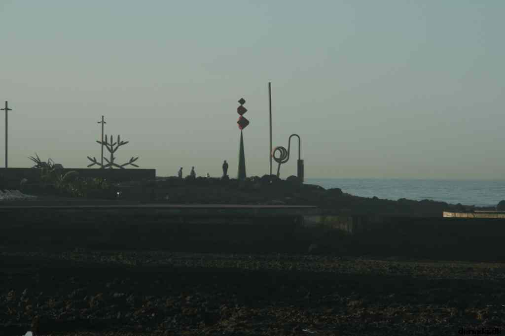 * Image 410