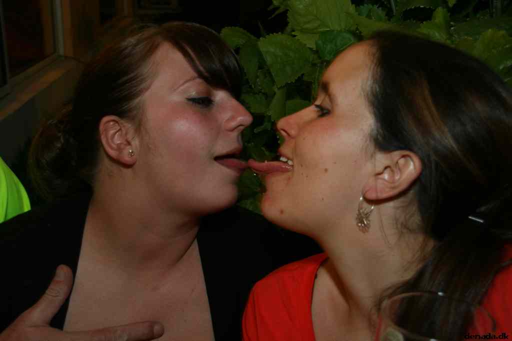 * Image 703