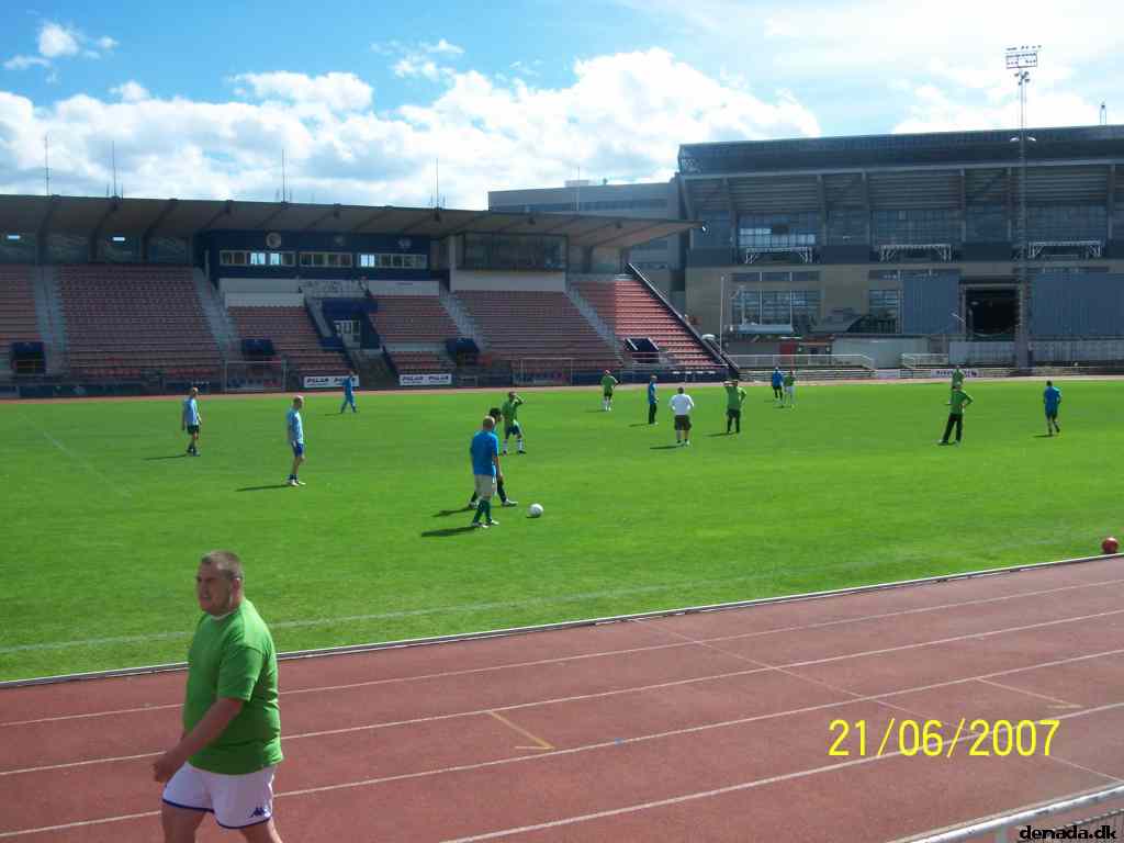 * Image 9